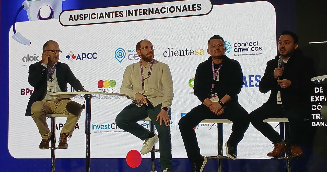 Panel Azul del Congreso CRIC Chile Presencial 2026 en Santiago
