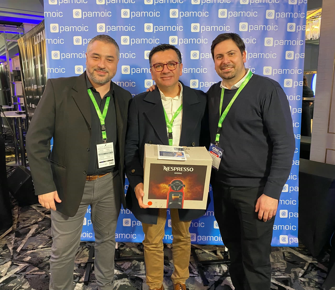 Segundo ganador del sorteo de Mitrol junto al equipo en el CRIC 2026